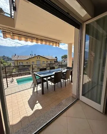 Dama In Tremezzina *