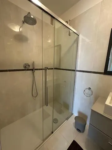 Dama In Tremezzina Апартаменты *