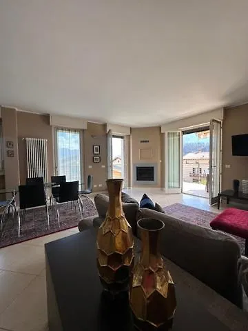 Dama In Tremezzina * Lenno